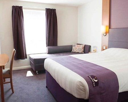 Premier Inn Premier Inn Solihull South Buitenkant foto